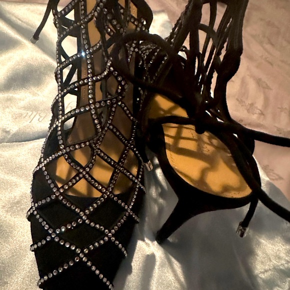 Woman’s Rhinestone Heels - Picture 2 of 3